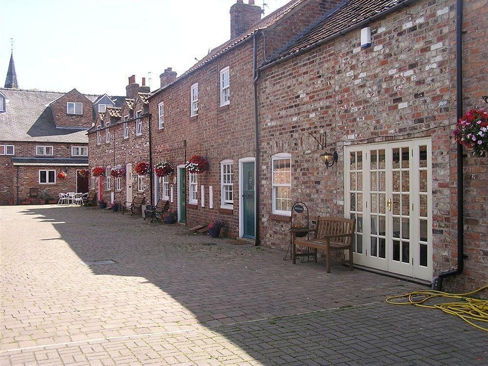 Orillia House B&B & Holiday Cottages Stockton-on-the-Forest Exteriör bild